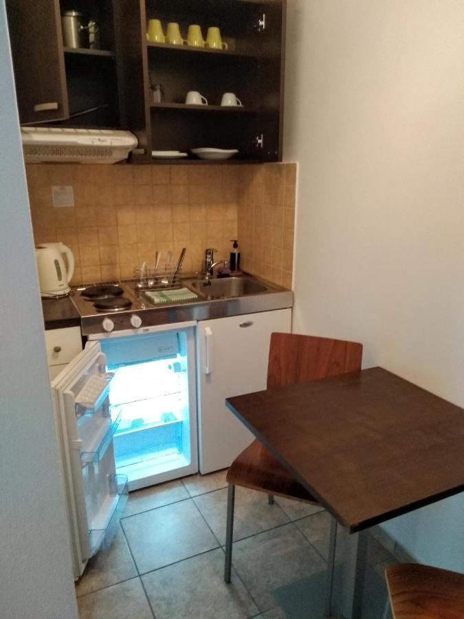 Bešeňová Apartman Fialkaアパートホテル エクステリア 写真